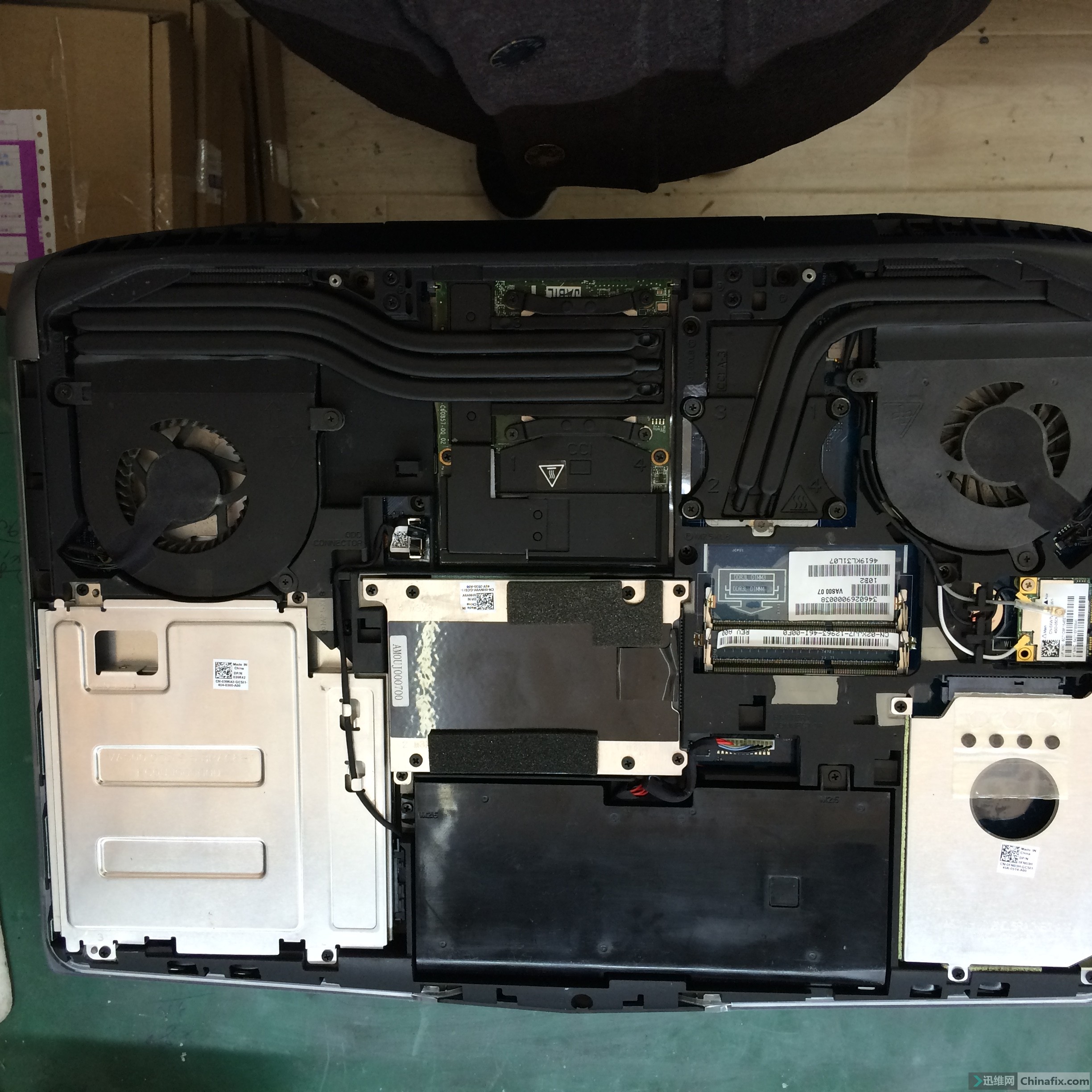 外星人m17xr5游戏本,外星人m15r7打游戏蓝屏