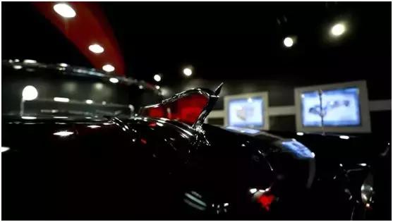 中国第1辆红旗轿车长什么样子,红旗轿车是什么时候诞生的