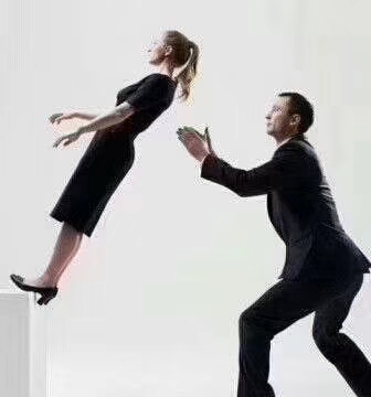 发朋友圈赚钱的副业,发朋友圈挣钱不易的说说