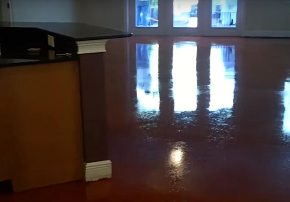 现在谁家还有砖铺的院子,谁家有铺地板砖的