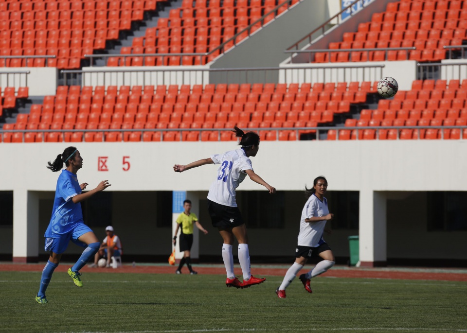 二青会女子甲组48kg散打,二青会乙组女子10米跳台