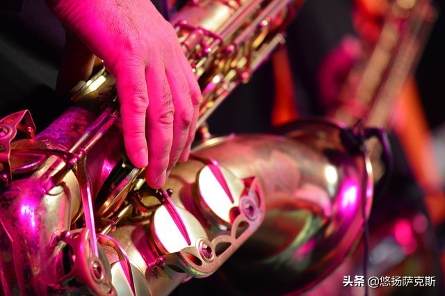 中老年学萨克斯买什么品牌好,中老年吹萨克斯最好只吹一个调