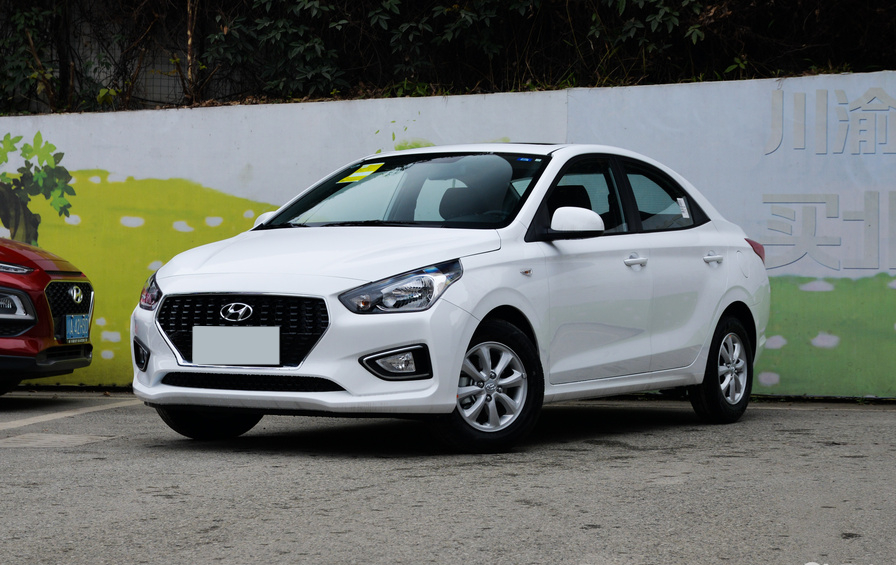 颜值高却不贵的合资家轿，1.4L动力省油、耐开，月薪3000可养