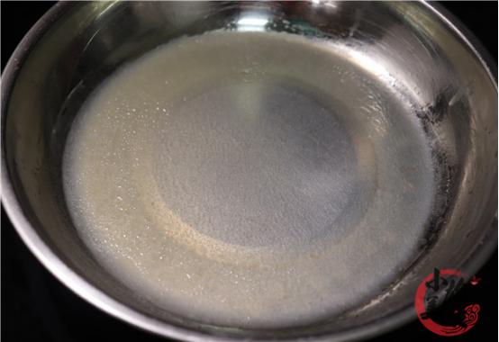 凉皮发黏容易断是什么原因,凉皮发粘还开裂原来这2步没做对