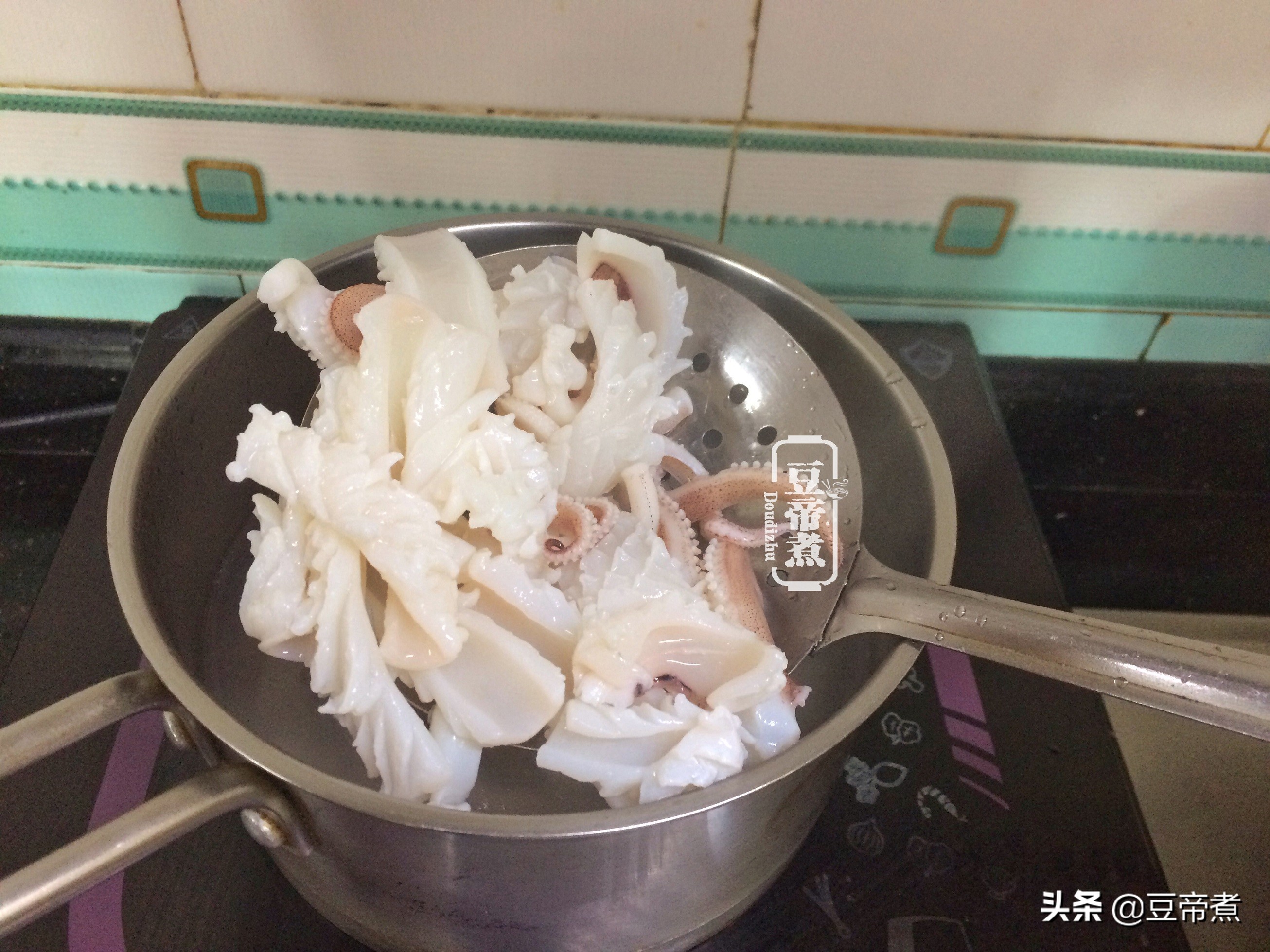 鱿鱼爆炒要炒几分钟,鱿鱼爆炒注意点