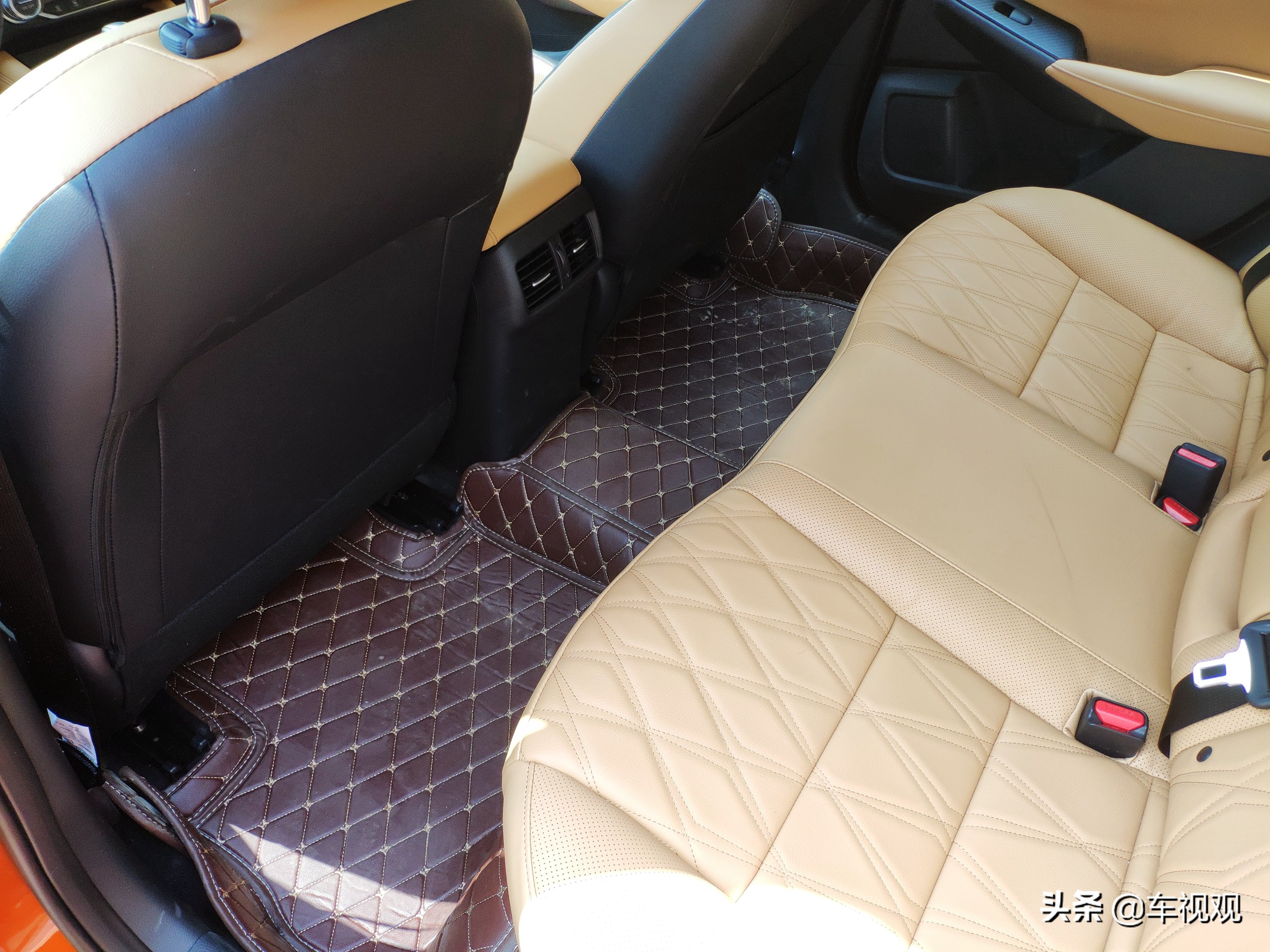 相信日系车的品质，花15万入手顶配日产轩逸，安全配置丰富