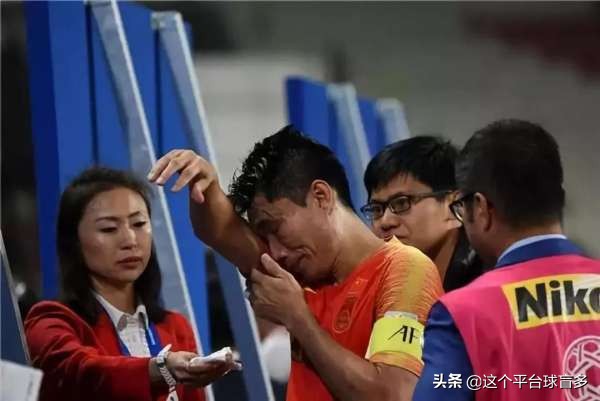 中国足球的路怎么走,中国足球到底该走什么道路