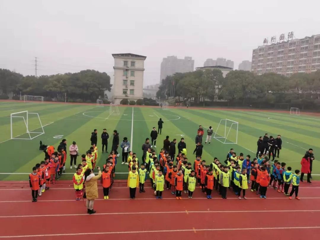 全国校园足球夏季训练营,2023足球训练营暑假