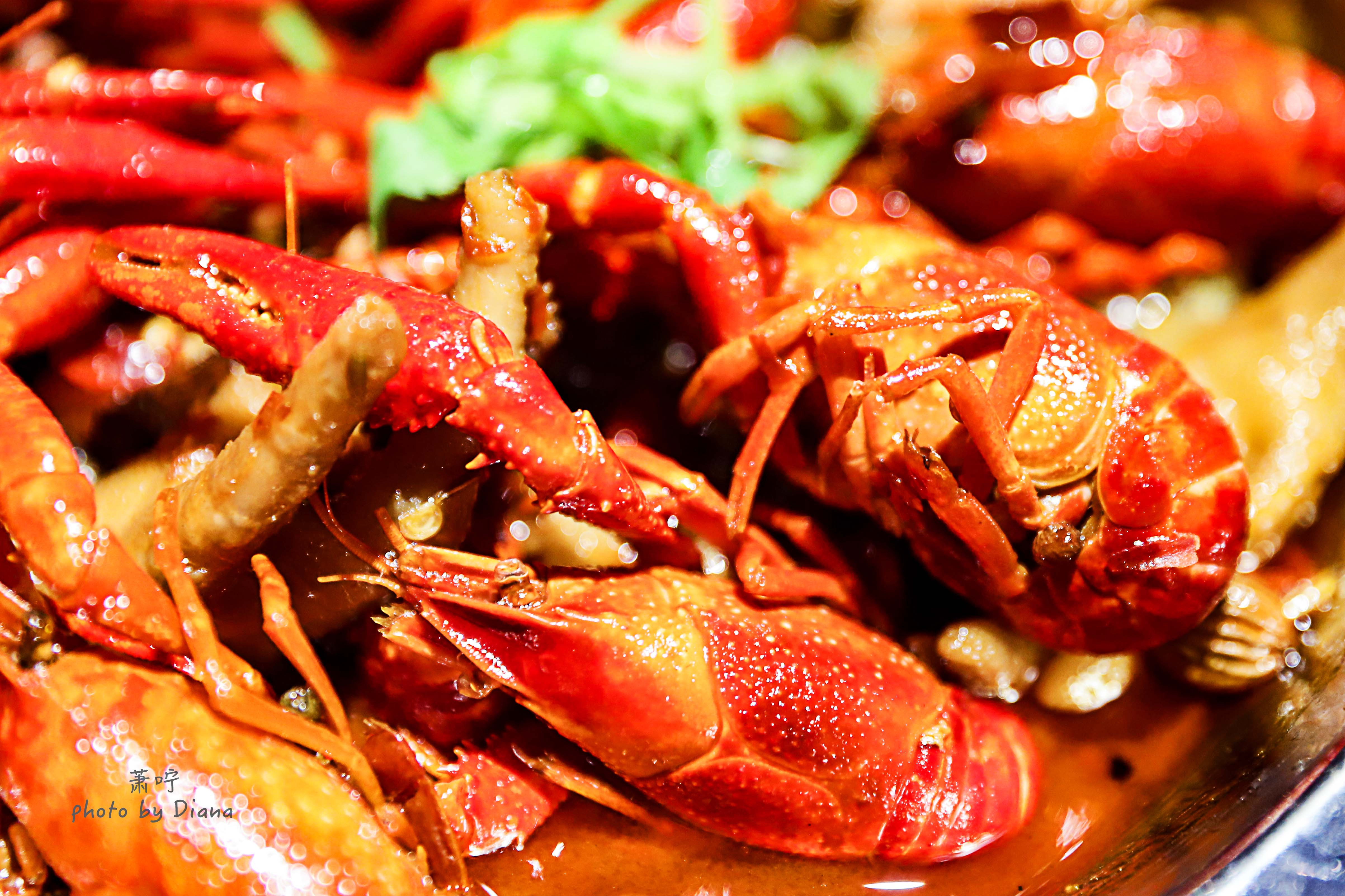 这家小龙虾店，吃过一次被圈粉了，一个月连吃3次！