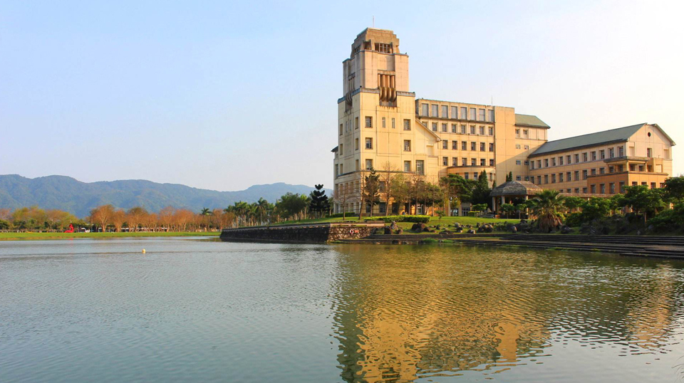 武汉明星学院,武汉明星学校