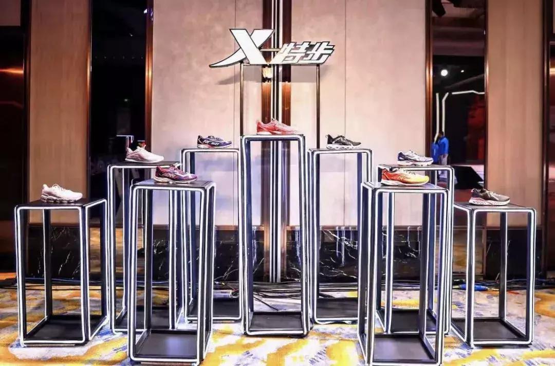 特步收购了哪五个品牌,特步去年卖得最好的鞋