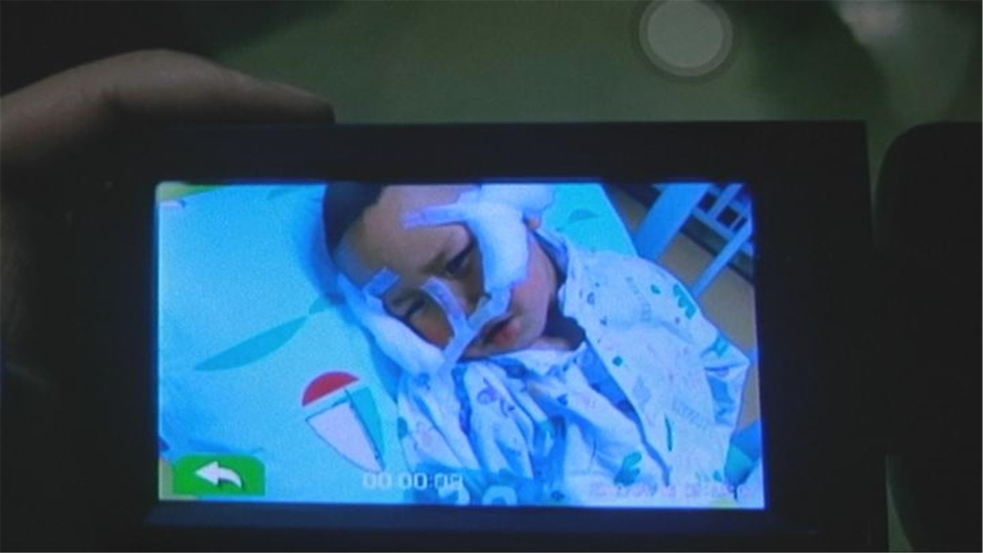 4岁男童生病了不肯吃药怎么办,四岁细菌性肺炎高烧不退