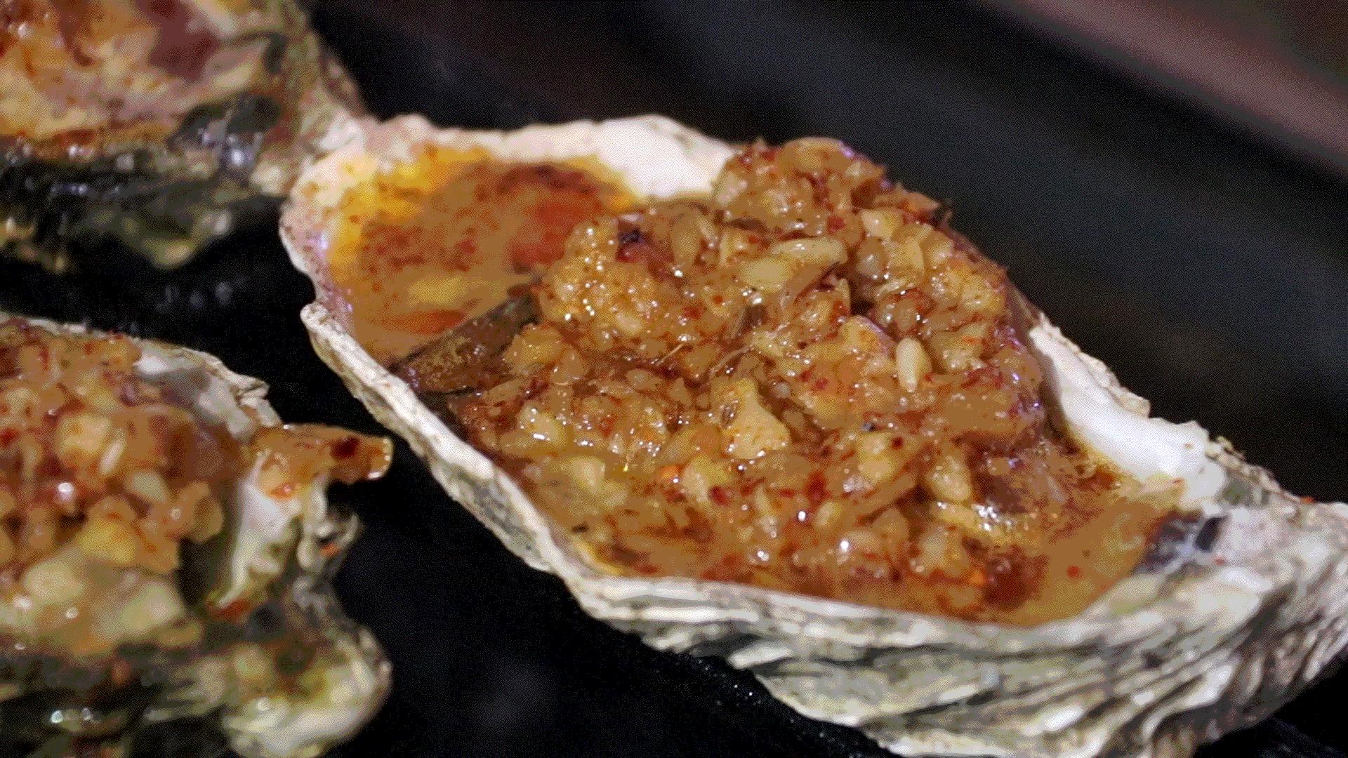 卤味还能烤着吃，这家店火了，国庆假期，还不快带家人来“打卡”？