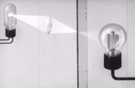 投影仪怎么完美匹配幕布,投影仪怎么实现虚实结合