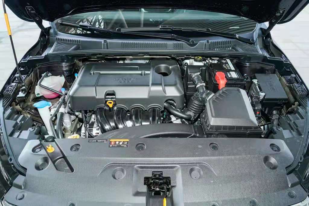 吉利帝豪第四代2023款与缤瑞,吉利星瑞豪华版全款落地价