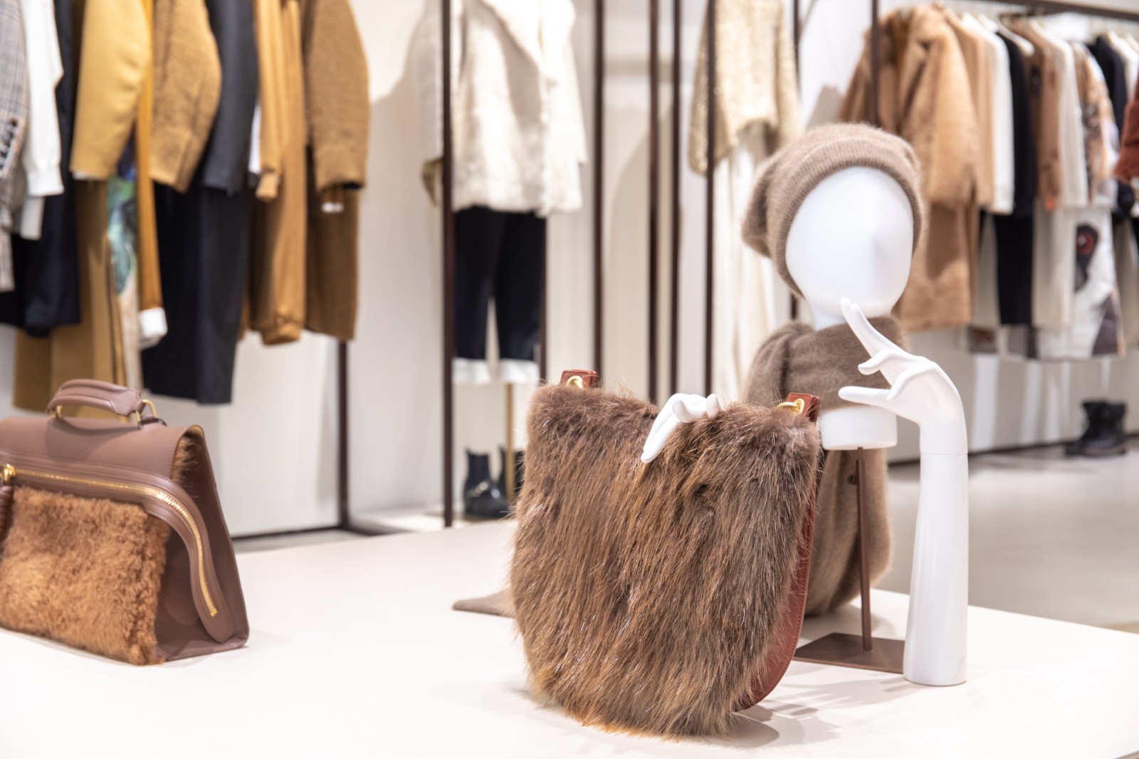 满800返160券活动,满880返800相当于几折