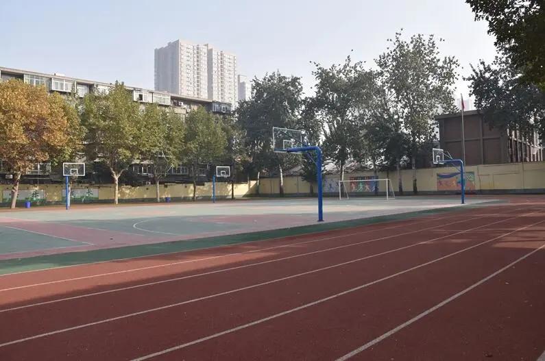 西安市莲湖区第六十七中学,均衡发展学校的校园文化