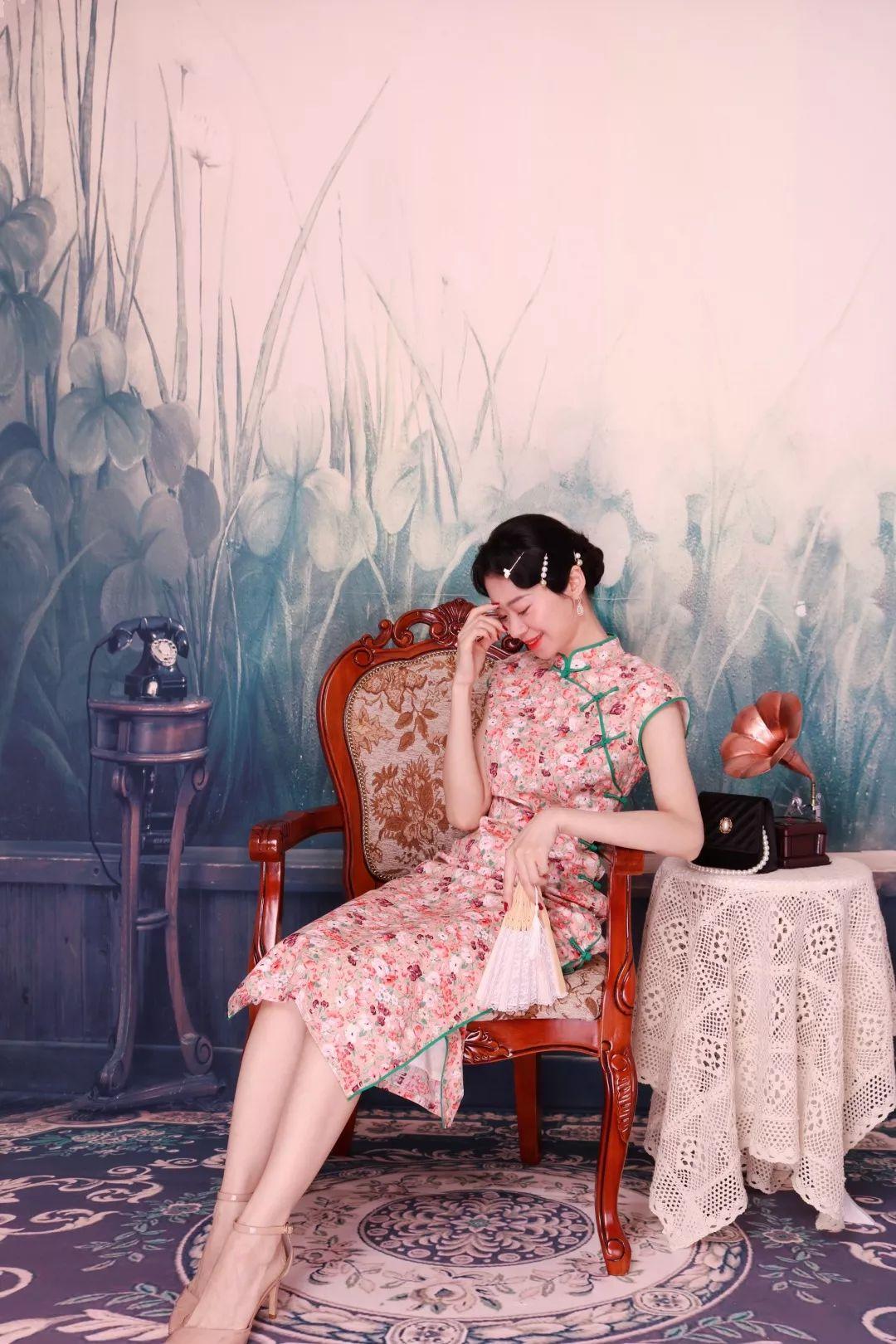 口红特效嘟嘴拍同款iu,画iu同款妆