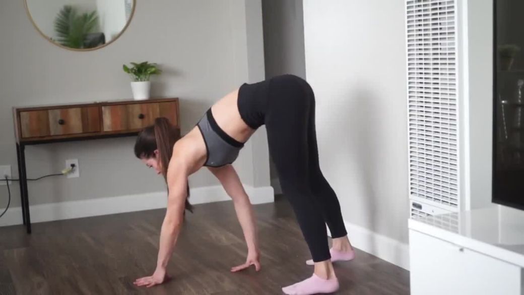 4分钟8项锻炼身体视频教程,居家锻炼全身的动作30分钟健身