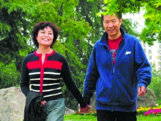 关注疫情的“华生经济学家”是谁？他和方方的关注点有什么不同？