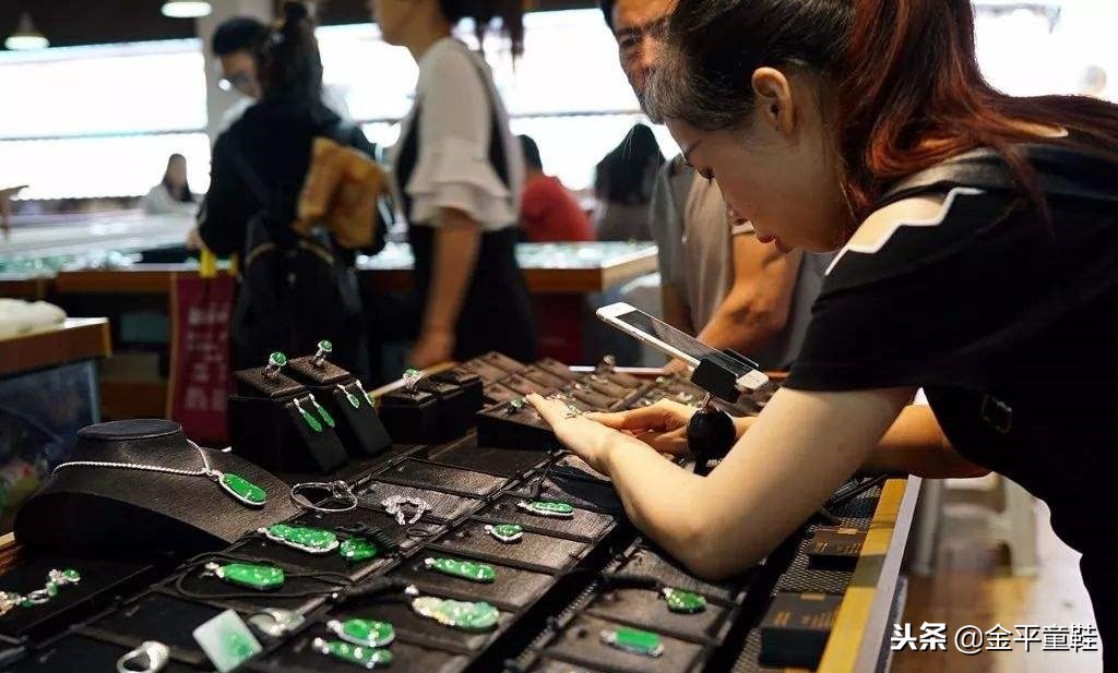 珠宝直播市场调研,2019珠宝潮流趋势发布会