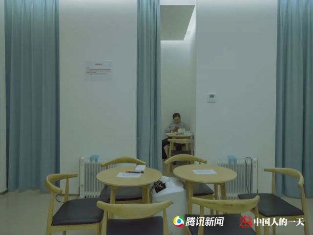 背奶妈妈上班要吸两次奶怎么消毒,背奶妈妈重回职场