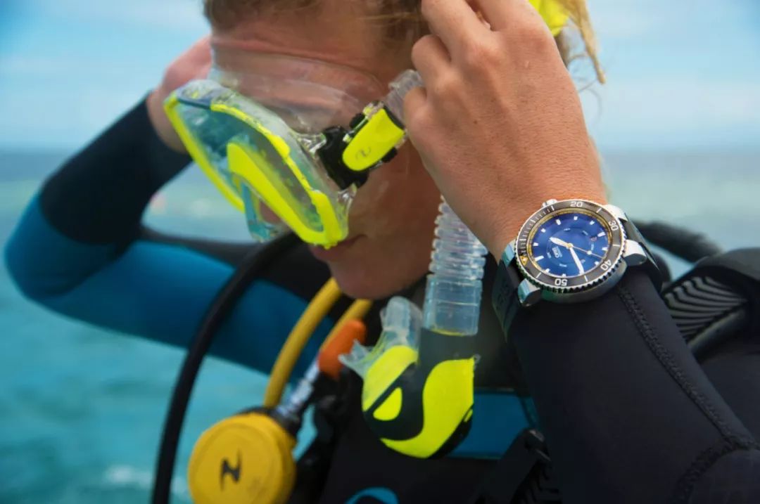 oris豪利时机械腕表artixgt,康卡斯和豪利时潜水表哪个好