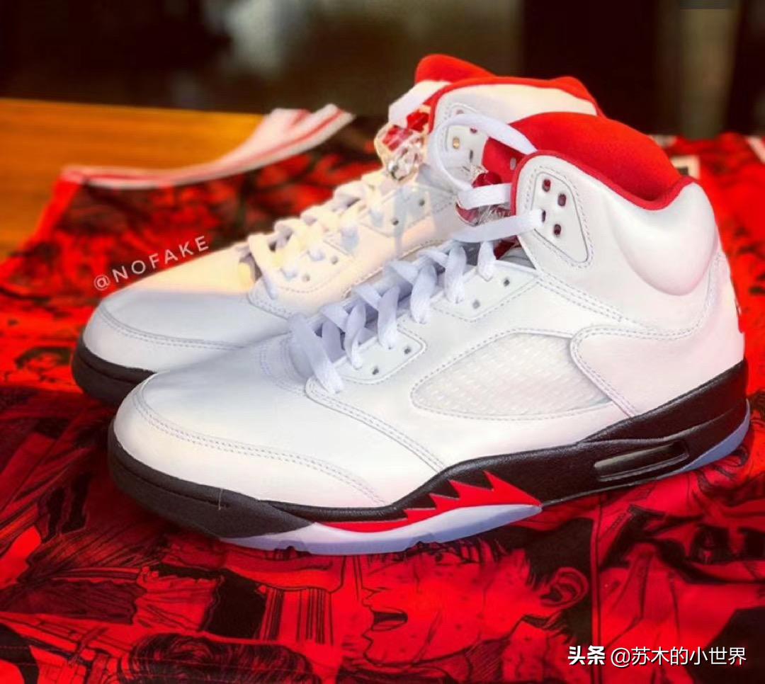 购物小剧场|“一百万，你宁愿买衫还是买层楼”