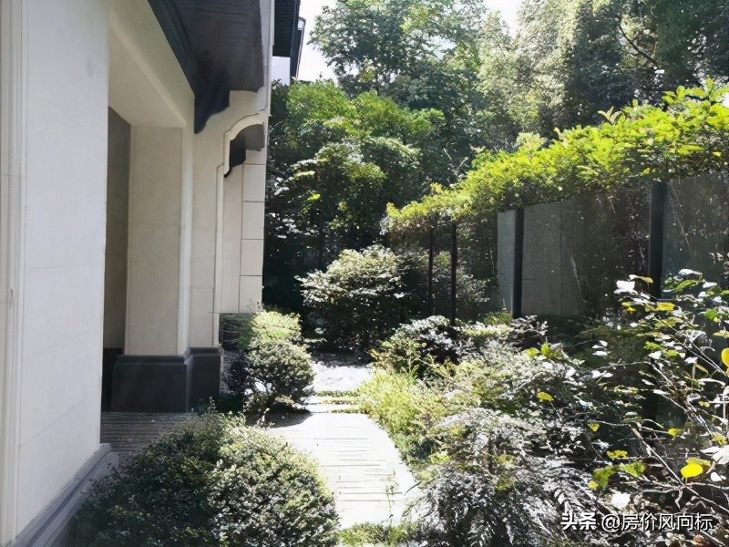 杭州二手房10月成交价,2015年杭州二手房挂牌多少套