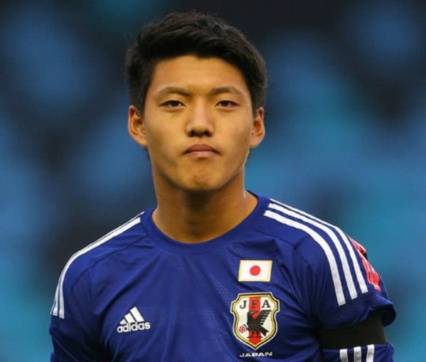 日本足球天才叱咤欧冠,日本天才vs姆巴佩