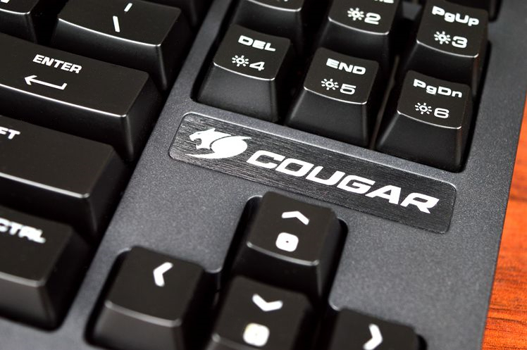 性价比高的青轴机械键盘推荐,性价比青轴机械键盘推荐