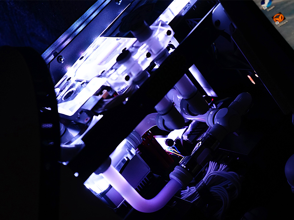 可以装分体水冷的itx机箱,itx分体水冷安装教程