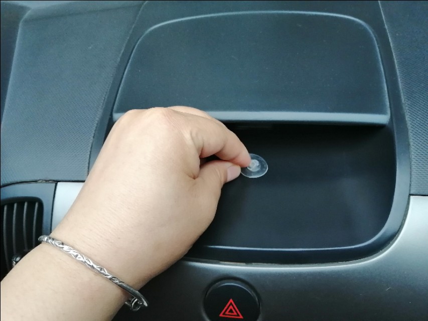 手机吸盘固定器,吸盘车载手机支架