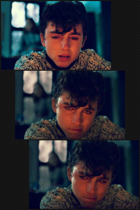 天生一张“落寞”王子的脸,奶里奶气的卷发是上辈子拯救了天使?