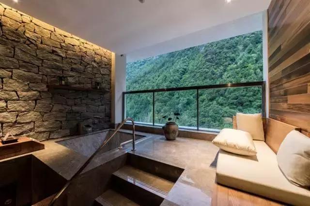 古尔沟温泉小镇,古尔沟温泉小镇值得去吗