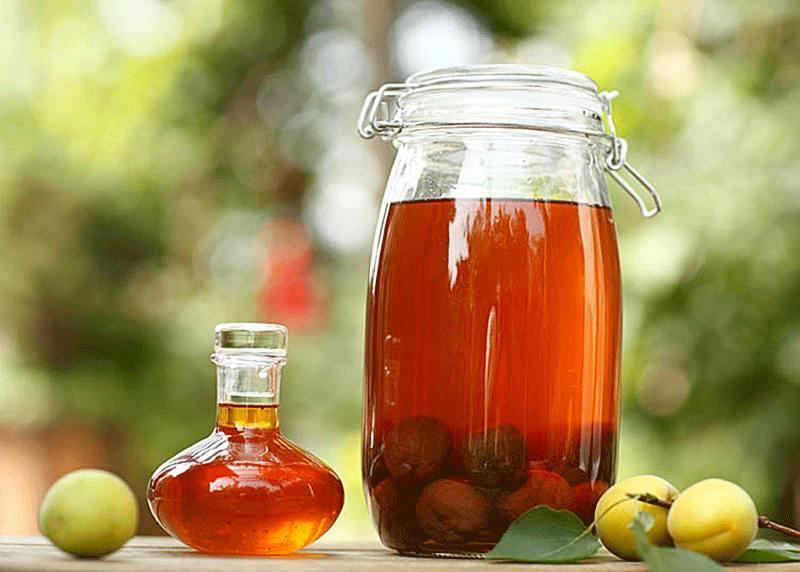 青梅酒用浓香还是酱香好喝,青梅酒最好选什么白酒