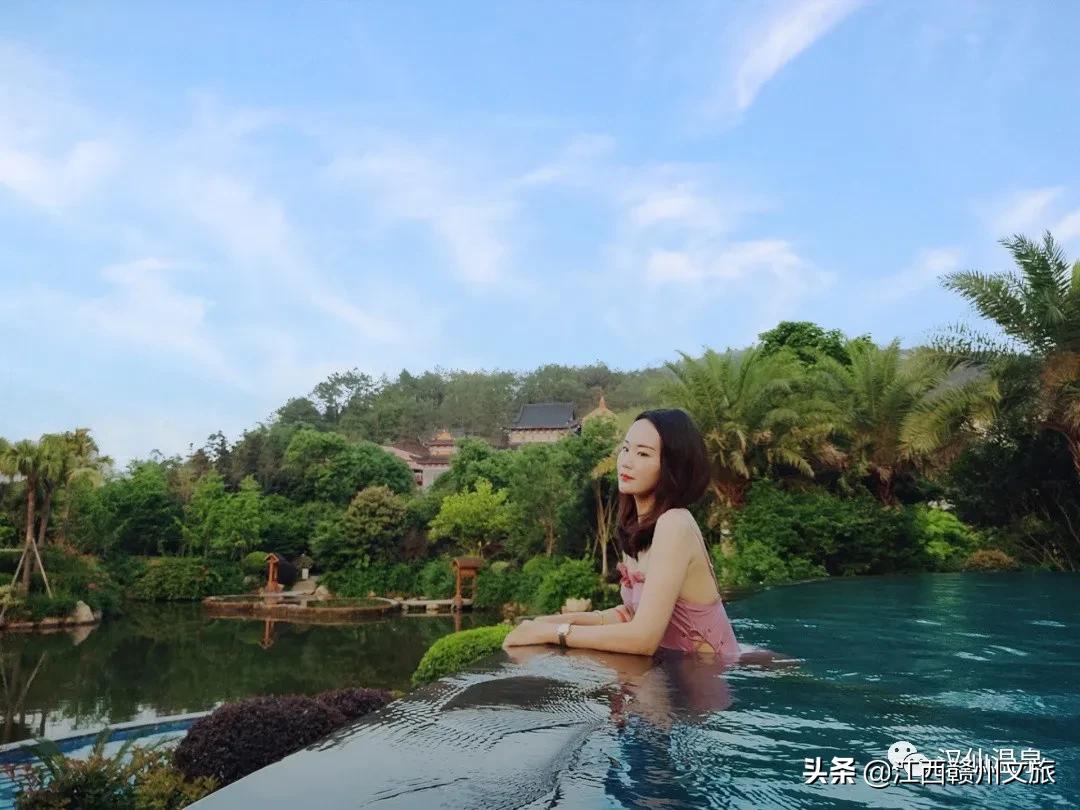 天凉了，告别秋燥，温泉养生约起来吧！