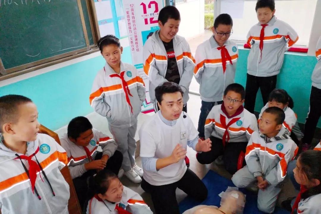 2022学雷锋志愿服务先进典型名单,西安启动学雷锋志愿服务示范活动