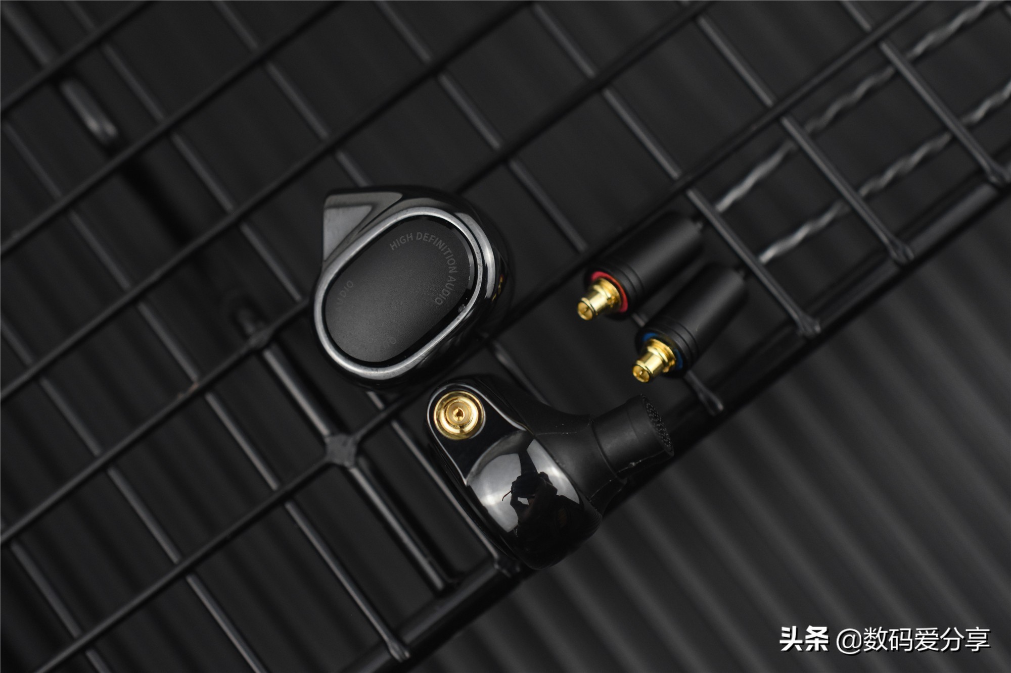 小米头戴式蓝牙耳机测评299元,999元小米耳机