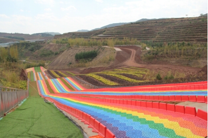 克依黑景区彩虹滑道,克依黑景区玻璃栈道