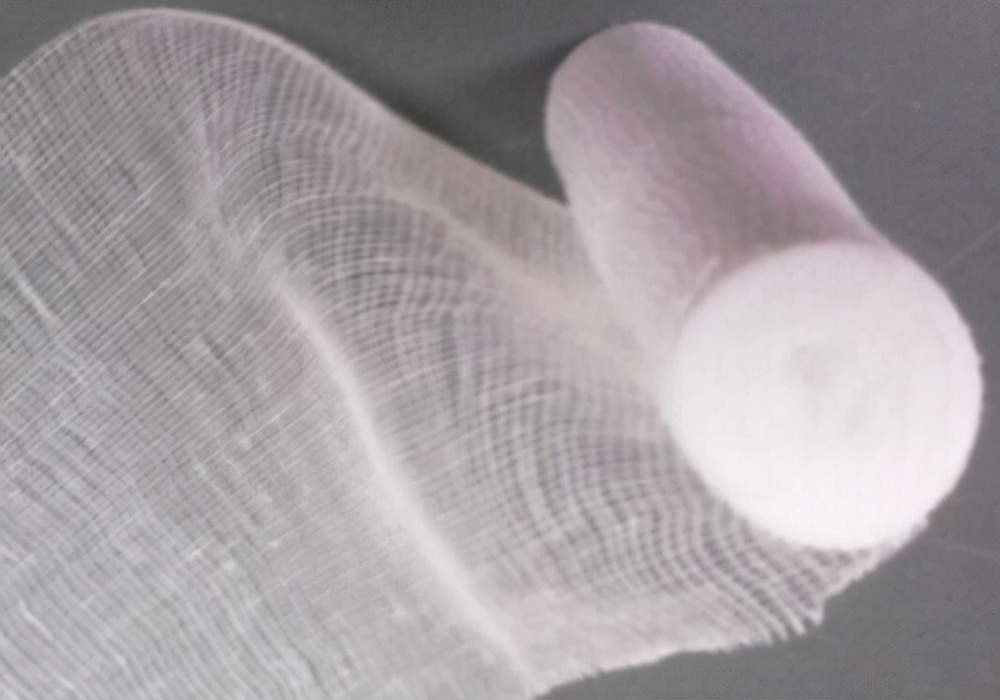 狗瘟狗狗怎么护理,养宠知识宠物狗泪痕怎么处理掉