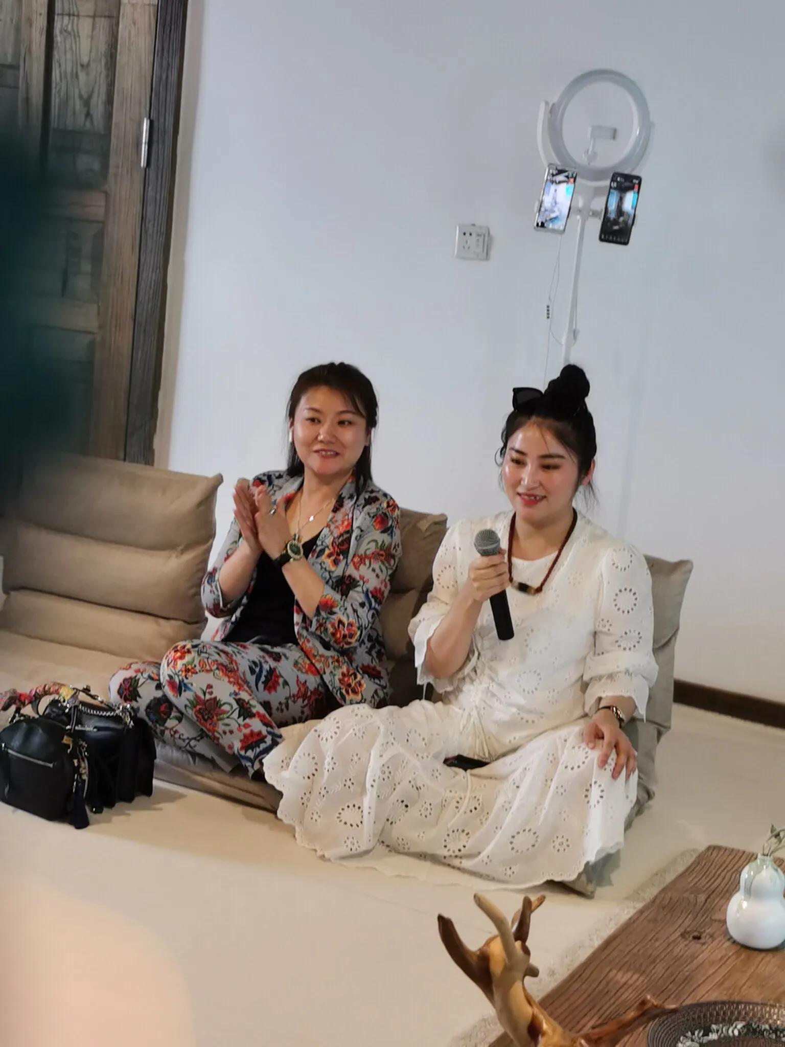 大连珠宝玉石协会秘书长,大连市珠宝玉石协会