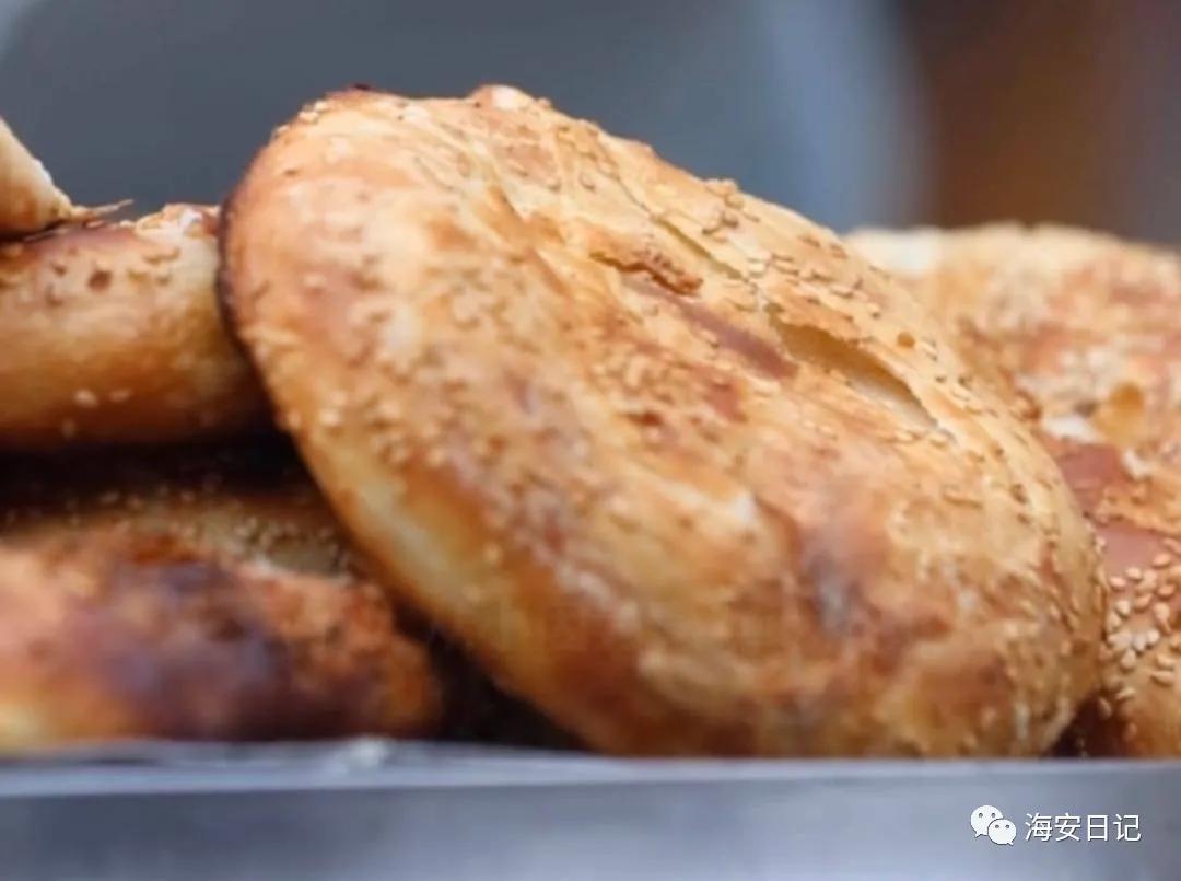 一张烧饼五个串,一张烧饼和十张肉饼