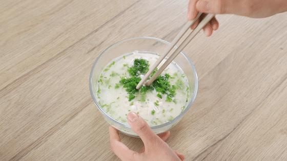 能用米粉做的简单辅食,一勺米粉能做什么辅食