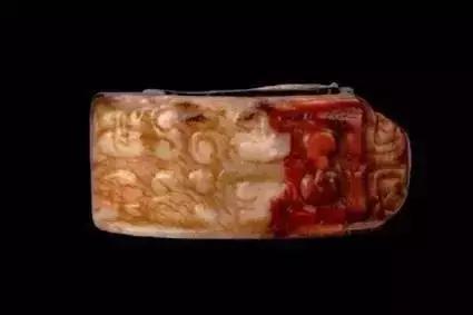 玉有五色沁胜得十万金什么意思,玉有五色沁胜得十万金是什么意思