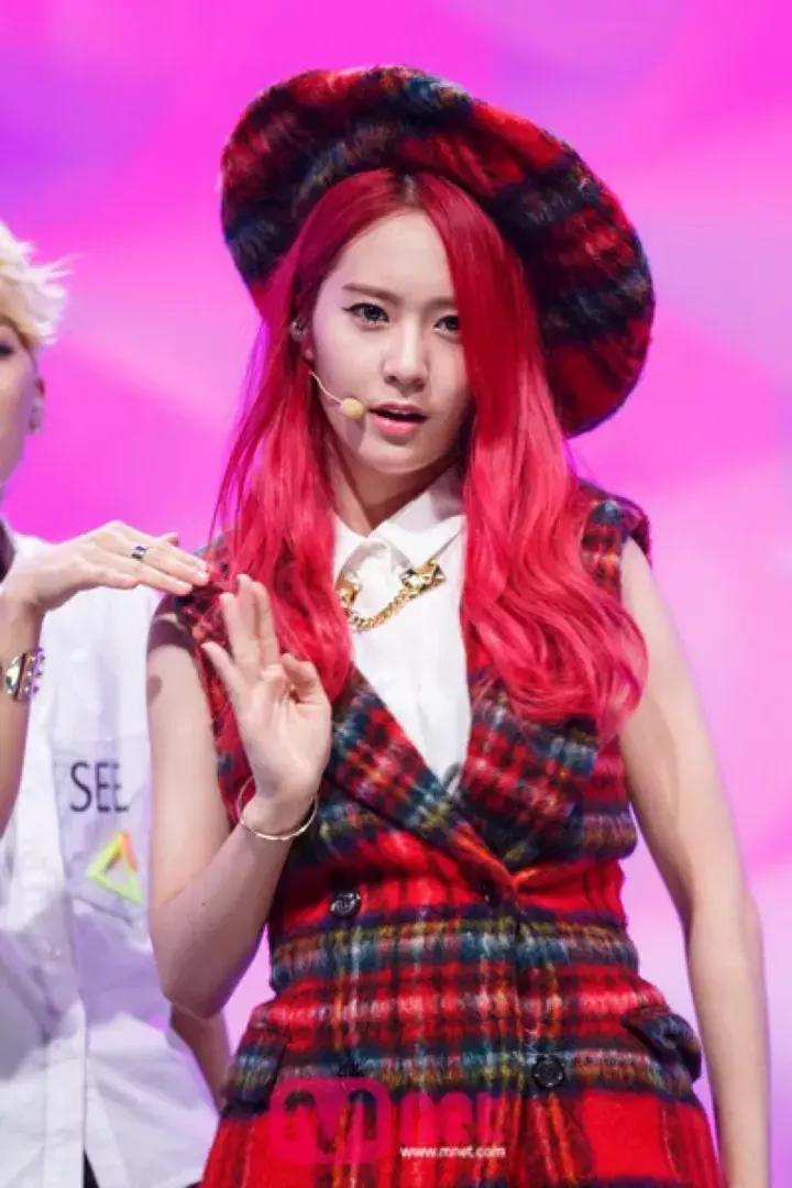 韩国郑秀晶长相,郑秀晶父母长相