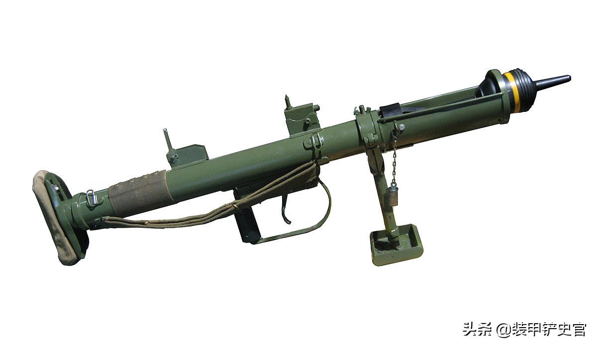piat反坦克火箭筒,威力特大的弹弓