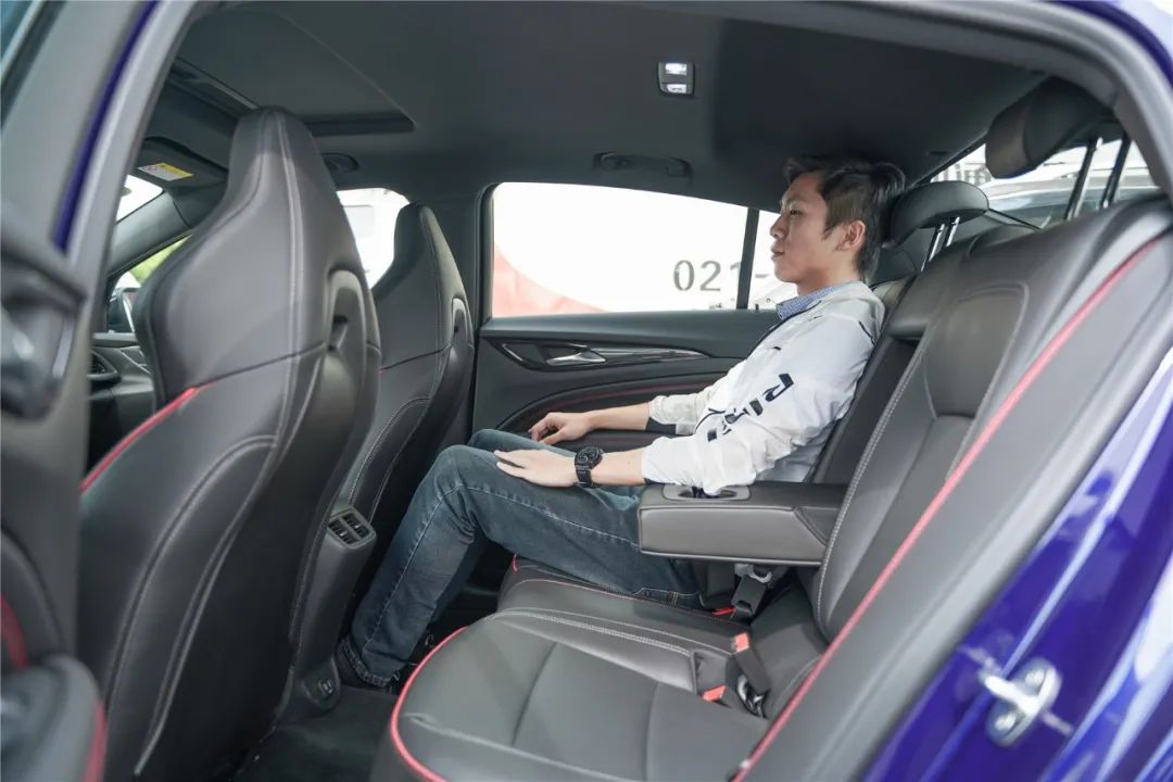 君威GS减震悬架,新款君威gs改避震效果