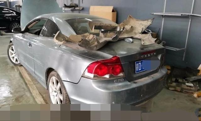 搬家时候发现一辆沃尔沃C70“僵尸车”,车主:就怕你不敢买