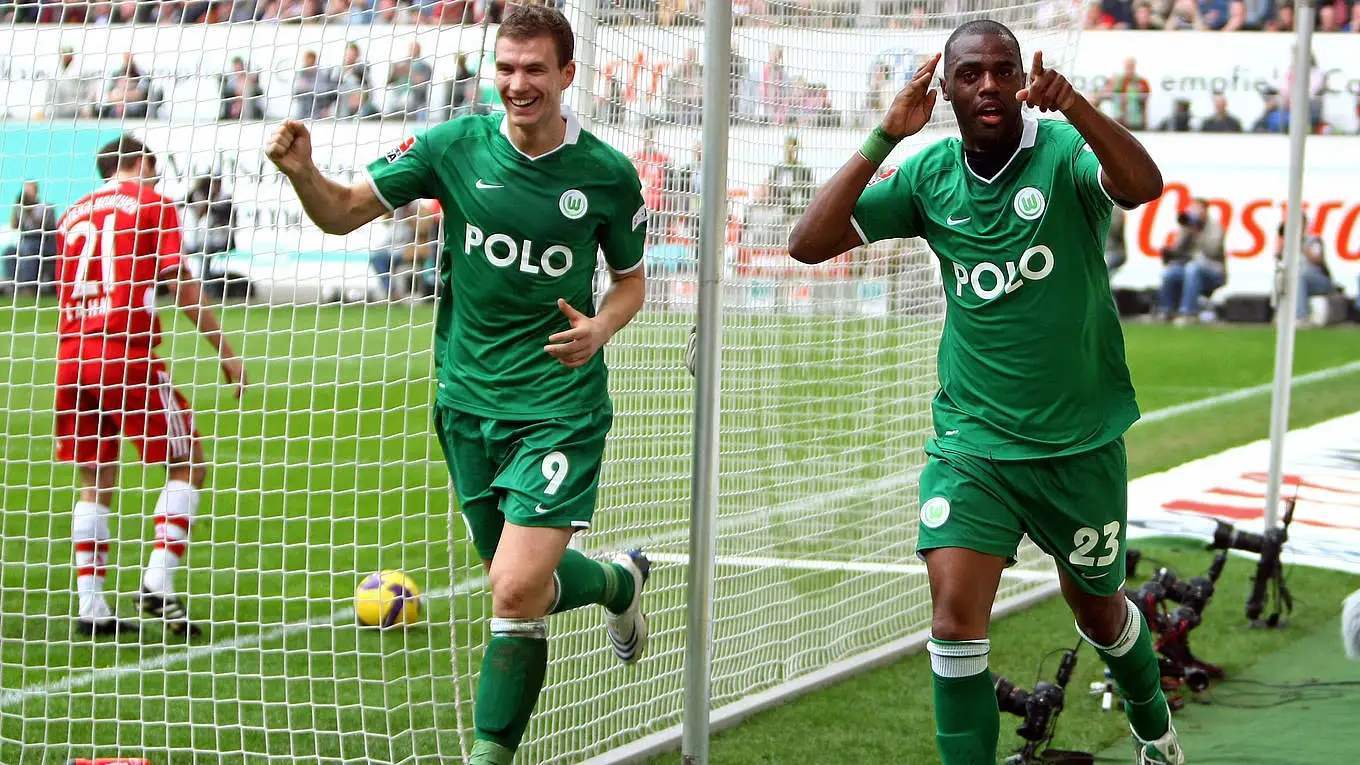 难忘的德甲最强三叉戟！横扫联赛吊打拜仁！夺64年队史首座冠军！